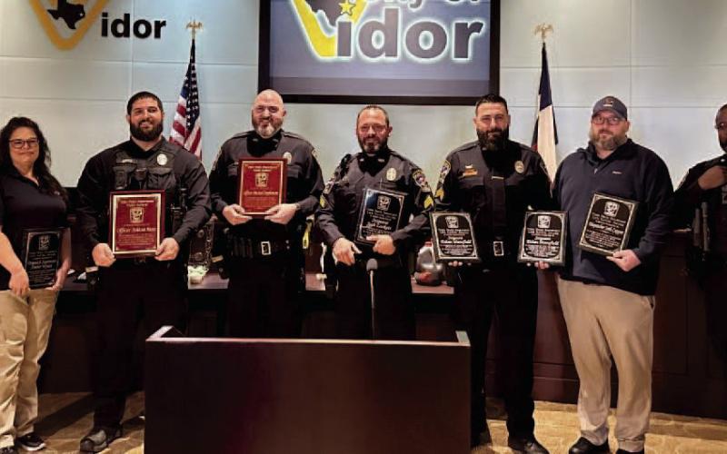 Vidor PD honors officers, dispatchers in Vidor City Hall ceremony
