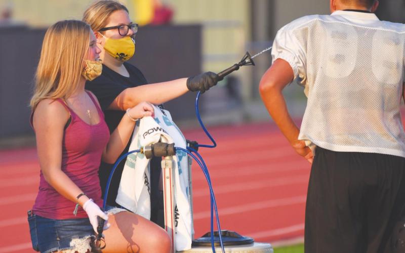 Pirate fans turn out for intrasquad scrimmage Friday