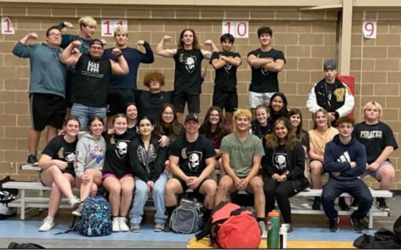 Lady Pirate Powerlifters first at Lumberton Liftoff