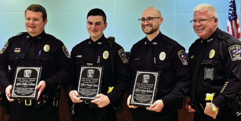 Trio of Vidor PD officers honored with Lifesaving Award