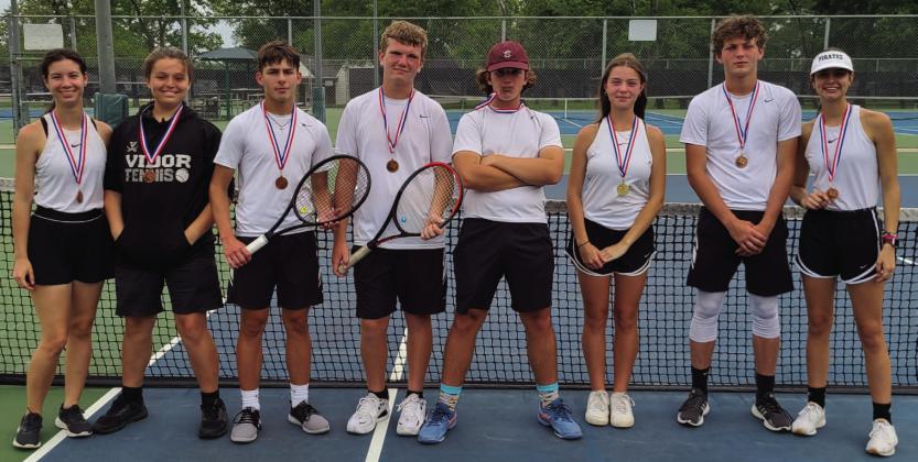 All these Vidor Tennis competitors placed in the district meet. Pictured left to right: Vanessa Davis, Hailey Daigle, Jose Guererro Evans, Lane Mathues, Shepard Rowe, Samantha Spence, Bryce Loftin, and Brityn Wooden