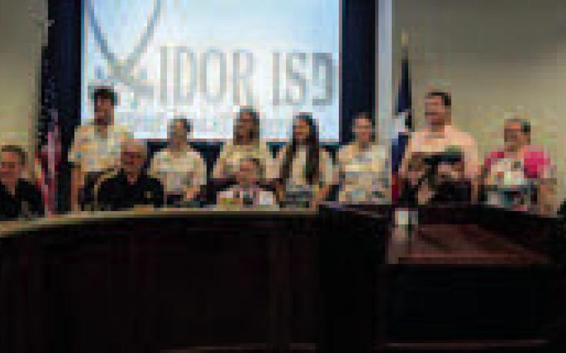 Vidor FFA Sponsor Tyler Root Presents 'What-A-Chapter' to School Board