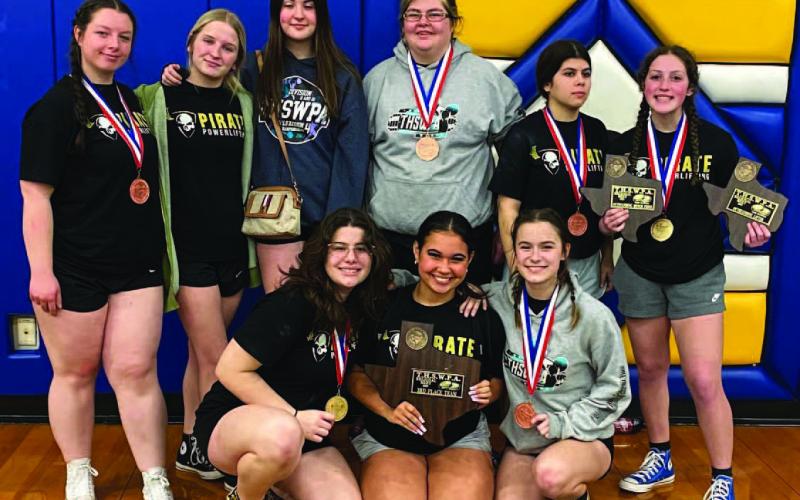 Lady Pirates 1st, Pirates 2nd at VHS Invitational Meet