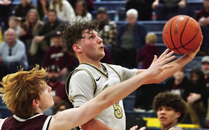 Pirates’ season ends with 62-53 bi-district loss to the Hornets