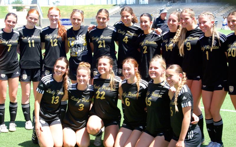Lady Pirates advance to Regional Finals