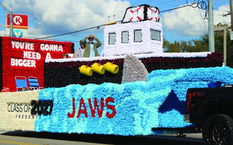 First Place Float-VHS Sophomore Class of 2027