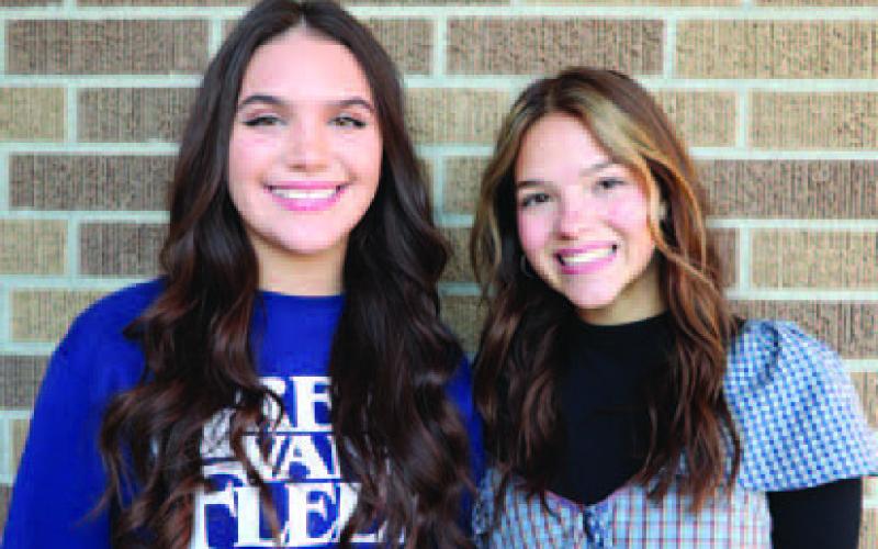 Sophomore Duchesses: Gracelen Simmons, Ysela Gabrielle Spencer
