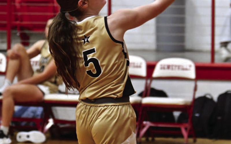 Jackson led the Vidor Lady Pirates in scoring with 24 points.