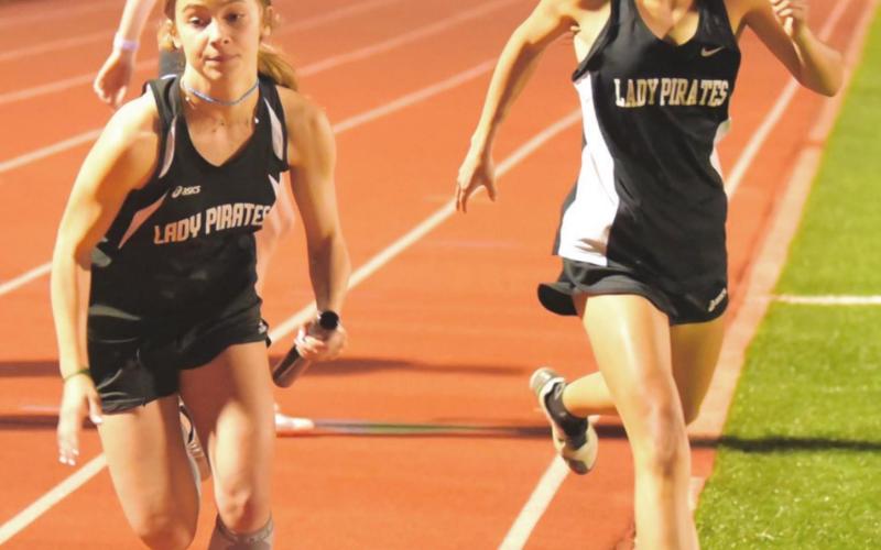 Athletes shine at Vidor Invitational