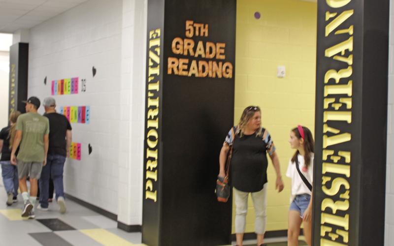 Hundreds Attend VMS Grand Opening