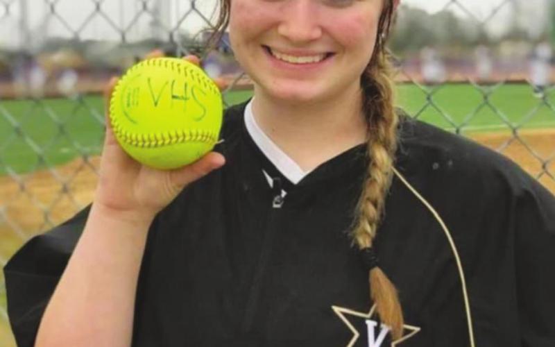 Lady Pirates overcome 11-point deficit to defeat WB 23-13