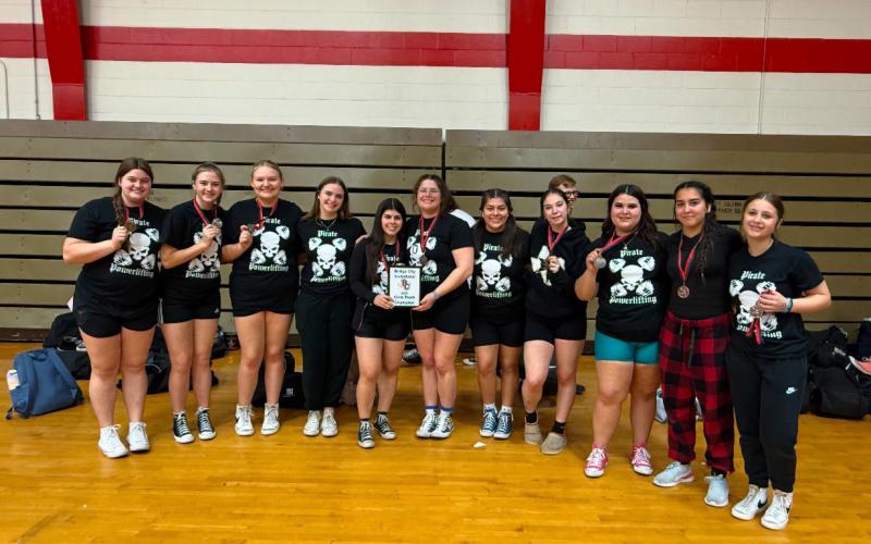Lady Pirate powerlifters