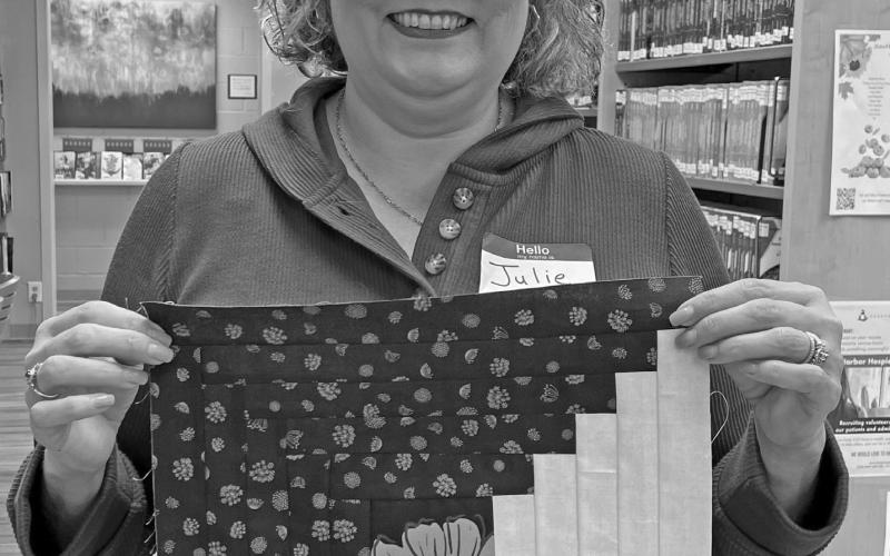 The Vidor Public Library hosted the “Quilting with Julie” class