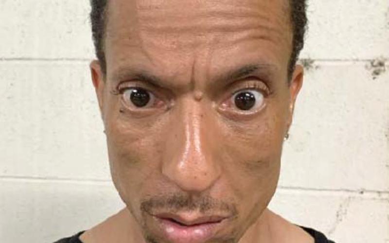 911 hangup calls lead to drug and gun charges for Vidor man