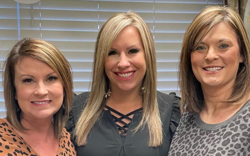 Oak Forest Kendra Kordie, Amber Cook and Debbie Tompkihs