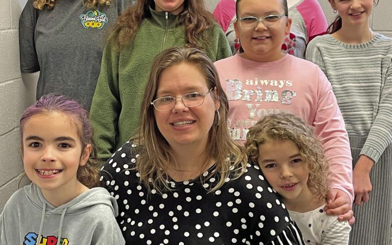 The Vidor Public Library held Wonder Readers’ Craft Hour on Thursday, February 15, 2024, February 15, 2024. The students personalized a dry erase board frame using scrap book paper.