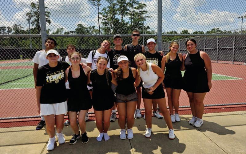 VHS Tennis season underway