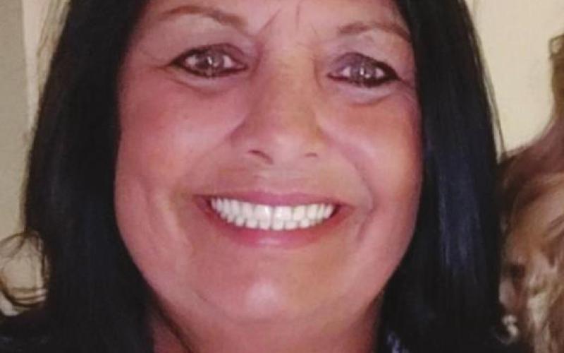 Vidor ISD Names Oak Forest's Lisa Arndt November Employee of the Month