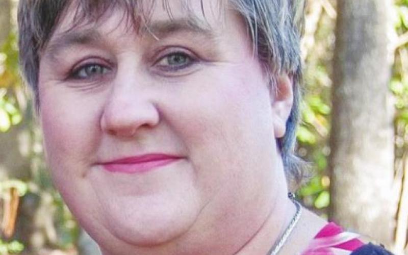 Vidor ISD Names Oak Forest's Lisa Arndt November Employee of the Month