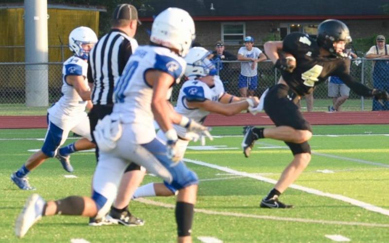 Pirate RB Ricky Gall broke this run for a gain to the one yard line in Friday’s scrimmage versus Buna. Photo by Randall Luker