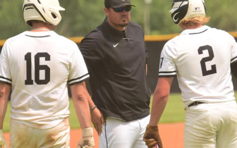 Vidor headed to playoffs after 16-6 play-in win over LCM