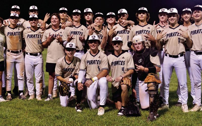 Pirates named to District 18-4A