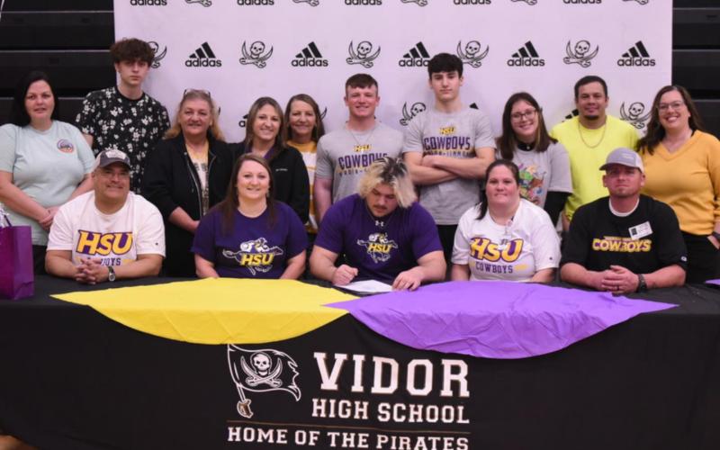 Jordan Smith signs with Hardin Simmons