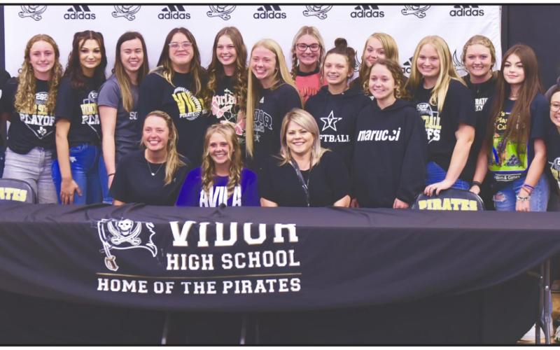 Richardson signs with Avila University