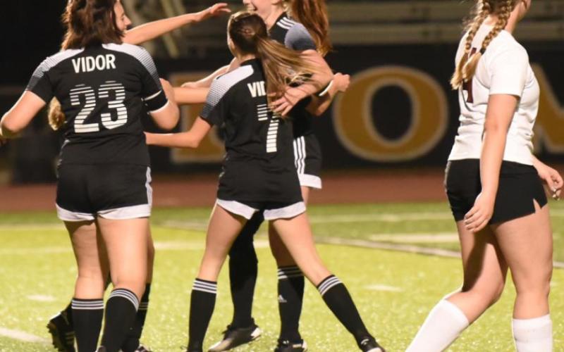Lady Pirates sweep Jasper in first half finale