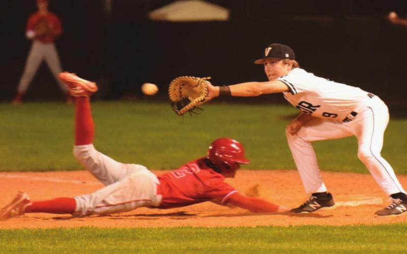 Munoz’s walk off homer clinches Pirates 4-3 win over BC