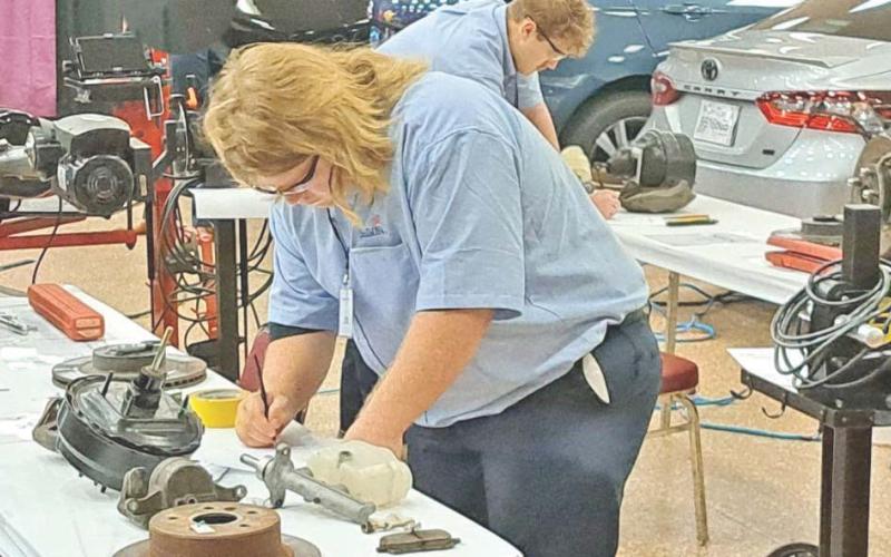 VHS Auto Tech students advance to State competition