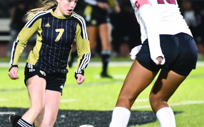 Chloe Post scored the varsity Lady Pirates goal in overtime to give Vidor the 1-0 victory over Jasper. Photo by Randall Luker