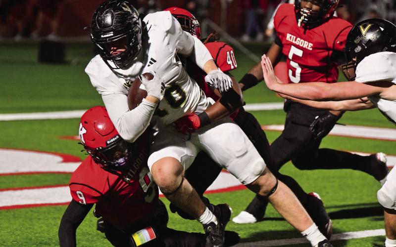 Skylar Stankovich scored Vidor’s lone touchdown on this 18-yard run midway through the third quarter to save the Pirate from a shutout in the playoff game.