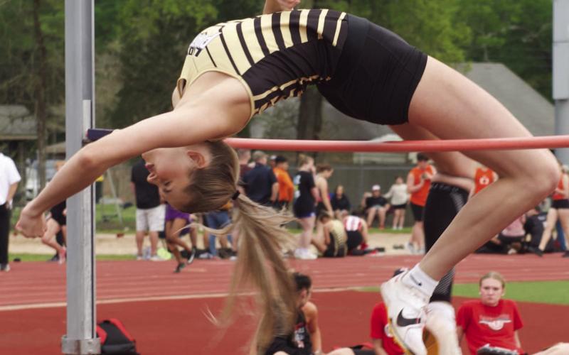 Stephenson, Richards headed to state meet