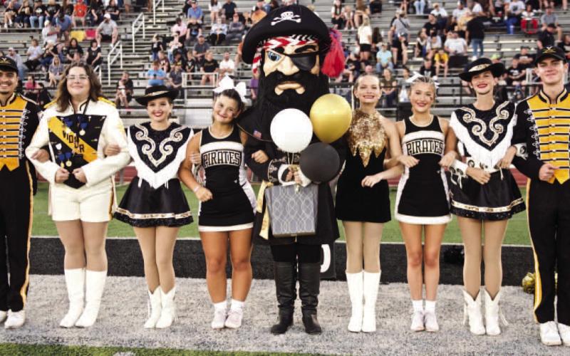 Representing Vidor’s Good Sportsmanship League at Friday’s LCM game were Julian Gomez, Madison Watson, Laikin Funderburke, Audrey Flores, Claudia Swain, Analiis Bertrand, Lani Biggs, Aubrey McDonald, and Taft Hartman.