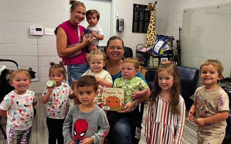 The Vidor Public Library held Itty Bitty Storytime on Tuesday, October 22, 2024. Library clerk Sarah Screws read “You’re My Little Pumpkin Pie” by Nicola Edwards to the audience. The story includes pumpkins, cats, ghosts, spiders, and bats. The children painted handprints and made googly eye sensory bags.