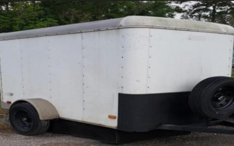 Vidor patrolman busts suspected gas thief towing siphoning trailer and storage drums