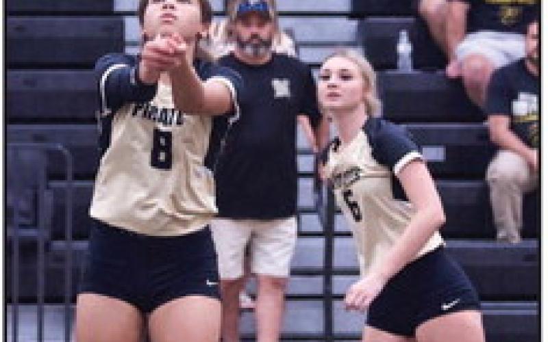 Lady Pirate volleyball go 1-1 last week