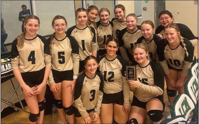 Lady Pirate volleyball go 1-1 last week