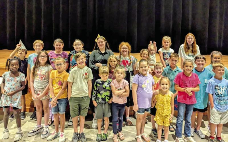 Airport Director Alex Rupp informs Summer Readers