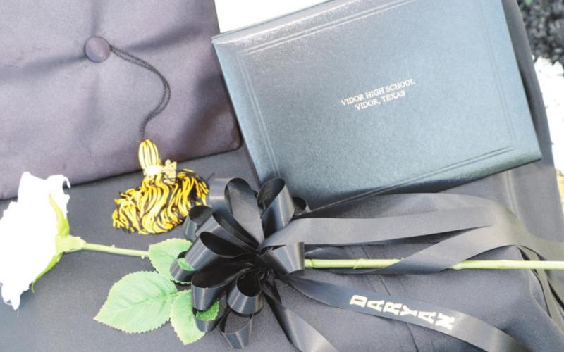 Daryan Jones, 2021 classmate who passed away from cancer this year, was remembered at graduation.