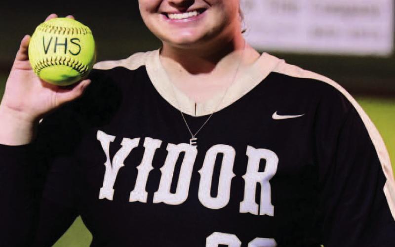 Allison Simmons hit a home run over the centerfield fence Friday at West Orange Stark, driving in two runs. Vidor defeated the Lady Mustanges 24-0. Photo by Randall Luker