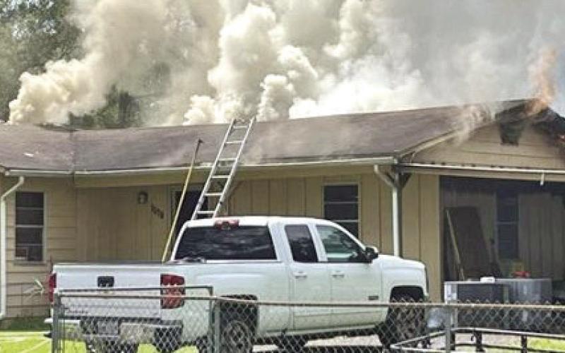Friday morning fire claims Vidor home