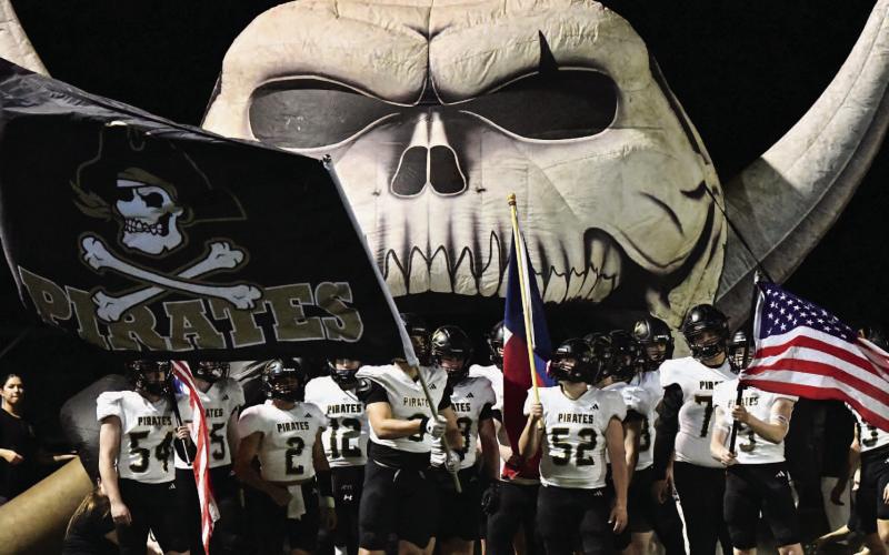 The Vidor Pirates will travel to Kilgore Friday to battle the Kilgore Bulldogs at Kilgore College Friday at 7:30. The 8-2 Bulldogs are coming off a 48-0 win over Mabank while the 5-5 Pirates defeated Livingston 61-14.