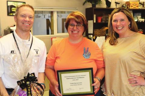 Tammy Blanchard, pictured with Dr. Jay Killgo, Superintendent of Schools, and Mrs. Kerri Pierce, VMS principal
