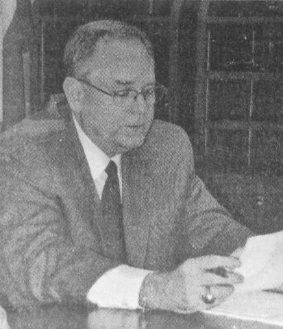 Vidor I.S.D. School Superintendent reads his letter of resignation to the School District's Board of Trustees during a special called meeting of the Board on Monday evening. Archive Photo