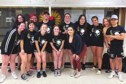 VHS Powerlifting at Nederland Meet Photo by Randall Luker