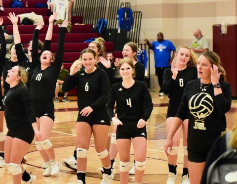 The Vidor Lady Pirates celebrate