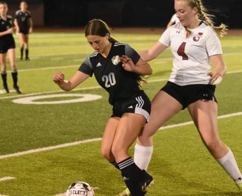 Lady Pirates sweep Jasper in first half finale