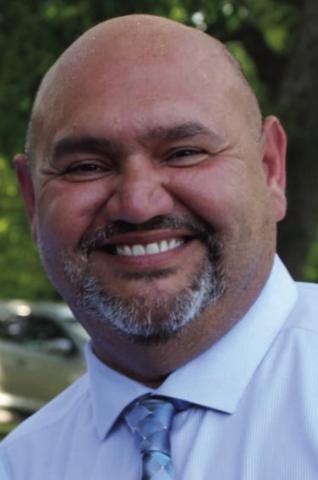 Sanchez announces run for
